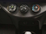 オートエアコンで車内を快適な温度にしてくれます