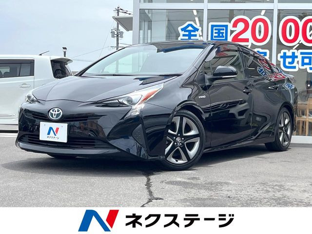 トヨタ プリウス 