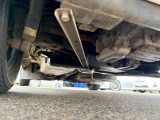 車体下部には大きな錆び、腐食は無く程度は良好です。