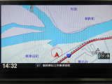 ホンダ純正Gathersのナビを装備しています。