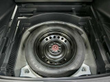 スペアタイヤ付きです。もしもの時でも安心ですね♪備えあれば憂いなしですよ!