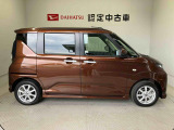 車両右側面からの写真になります。車をご覧になりたい時はお気軽に最寄りの店舗へご相談下さい。