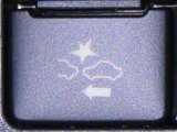 衝突被害軽減ブレーキを装備しております。