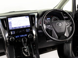 ★使いやすさや安全性を追求したステアリング周り!高級車ゆえにスイッチ類が多いのも特徴ですね!考え尽くされた配置ですぐに使いこなす事が出来ますのでご安心下さい!是非、体感してみて下さい!!