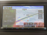 住所・電話番号・ジャンル・周辺施設などをスピード検索。もちろん自宅を登録しておくと、帰り道もクイック誘導。気になるあのスポットへ&hellip;ナビゲーションをセットして愛車と一緒にお出かけしてみませんか?