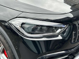 認定中古車はお車の経過年数や走行距離により1年もしくは2年間保証を付帯しております。「認定中古車保証」はメーカー保証です。全国のメルセデス正規販売店で保証を受けることができます。