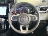 【純正革巻きステアリング】上質な革を使用することで、手にしっかり馴染みとても運転しやすいハンドルです♪