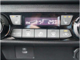 シートヒーター装備付き車!!座席に埋め込まれた電熱線によりシートを暖めることが出来る装備で、温めたられたシートは、寒い冬には最適です!!