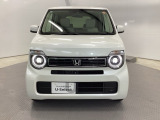 お客様に安全で快適なカーライフをお送りいただくために、中古車にも高いレベルの品質基準を設け、その基準に従って、全ての中古車について納車前整備を実施しています。