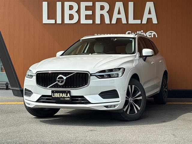 XC60 B5 AWD モメンタム 4WD 4WD 本革シート