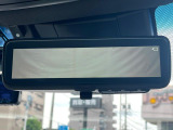 【デジタルインナーミラー】後席の大きな荷物や同乗者で後方が確認しづらい時でも安心!カメラが撮影した車両後方の映像をルームミラー内に表示。クリアな視界で状況の確認が可能です!