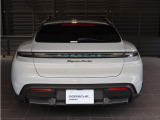 モデル名ロゴ(ハイグロス ブラック塗装)