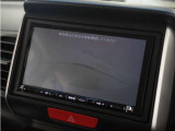 ◆バックカメラ◆リバースにするだけで映ります、後方の安全確認や、狭い駐車場での車庫入れ、雨の日や夜間など視界の悪い時に便利です!安全にバックする為には欠かせない装備です。