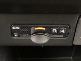 ETC車載器付。ETCが使用可能な道路通行料はキャッシュレスでスマートに走行できます。再セットアップして納車致します。