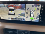 3Dビュー機能付。駐車場などで、周囲の状況が直感的にわかる立体的映像を表示しますので、安心して発進できます。