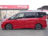 内外装およびエンジンル-ムなど専用クリ-ニング致します。車両クリ-ニングのプロが施工致しますので!高品質な1台に蘇りますよ♪(全在庫無料施工)