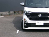 LEDヘッドランプ装備なので、夜間の走行も明るく安全にサポートしてくれます!