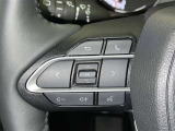 ステアリングスイッチ装備!運転しながら手元でオーディオの操作などができます。