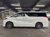 お車の現車確認と店頭納車可能なお客様に限らせて頂きます。  詳しくはスタッフまで!通話料無料のダイヤル「0078-6003-527324」