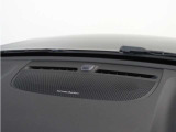 【harman/kardon】世界のオーディオファン垂涎のプレミアムサウンドシステムを搭載。原音に近い音場空間を忠実に再現。乗る人すべてに最良の音響体験を提供します。