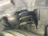 お車を安心してお乗りいただく為には、足回りの定期点検が欠かせません。サービスサポート(有償保証)では無料点検もご提供しており、安心のカーライフをお過ごしいただけるサポート体制が整っています。
