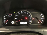 とっても見やすいメーターです。夜間時はラグジュアリーな気分にさせてくれる照明が魅力ですので、夜のドライブも楽しみになりますよ♪