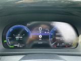 【スピードメーター】メーターがシンプルで見やすく運転しやすいですね。A
