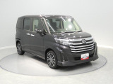 【都会的な佇まい】斜め前からのフォルムです。限られた駐車スペースでも停めやすく日々の買い出しなどをラクに行える利便性が魅力です。