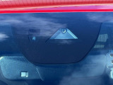 【スマートブレーキサポート】走行中に前方の車両等を認識し、衝突しそうな時は警報とブレーキで衝突回避と被害軽減をアシスト。より安全にドライブをお楽しみいただけます。
