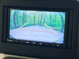 【バックカメラ】駐車時に後方がリアルタイム映像で確認できます。大型商業施設や立体駐車場での駐車時や、夜間のバック時に大活躍!運転スキルに関わらず、今や必須となった装備のひとつです!