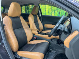 運転席シート廻りは使用感も少なく、良好な状態となっています。前オーナー様が丁寧に使っていたことがよくわかりますね。