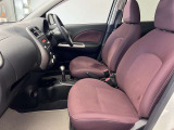 【車内ルームクリーニング済】専門スタッフにより車内はきれいにルームクリーニングを行っております。