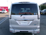 【Nissan Intelligent Choice】「1年間走行無制限保証」全国2300カ所の日産サービス工場で保証修理が受けられる。