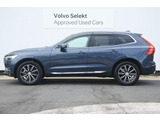 流麗なプロポーションはVOLVO車の真骨頂。「美しいものと共にありたい」という願いを満たします。