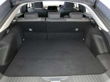 走りにこだわりながら収納力も持ち合わせたお車です。荷物を載せて軽快なドライブを楽しめますよ♪