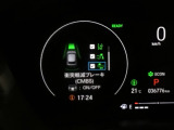 ホンダが推し進める総合先進安全装備のセンシング搭載! 衝突や斜線はみだしなどの危険が予測される時、センサーが警告。ヒューマンエラーを高度先進技術が補完してくれます。