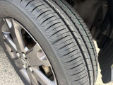 純正15インチアルミホイールに新品タイヤに交換済みです!