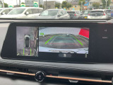 アラウンドビューモニターが、駐車をサポートしてくれますよ!