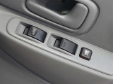 パワーウィンドウを装備しております!助手席ウィンドウの閉め忘れも運転席で解決できます♪