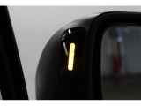 スバルリヤビークルディテクション搭載。左右斜め後方から接近するバイクや自転車、車両に反応して、ドライバーに危険を知らせてくれます