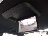 フリップダウン後席モニタ-装備!TVやDVD視聴が出来ます。快適なドライブやご旅行などに最適ですね♪