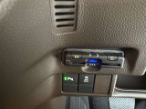高速の出入りを楽にできるETC車載器付きです。