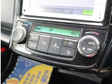 【車屋】として、長く車業界に従事した経験豊富なスタッフが多数在籍しております。
