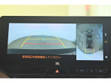 専用のカメラにより、上から見下ろしたような視点で360度クルマの周囲を確認することができます☆縦列駐車や幅寄せ時に活躍してくれます