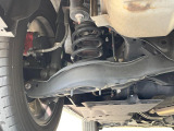 お車を安心してお乗りいただく為には、足回りの定期点検が欠かせません。サービスサポート(有償保証)では無料点検もご提供しており、安心のカーライフをお過ごしいただけるサポート体制が整っています。