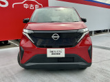 電気自動車の軽だから、運転ラクラク!力強い加速は軽ターボ車の約2倍!スムースな発進で運転が楽しくなる。自宅でカンタン充電。街乗りも余裕の航続距離。家充電なら8時間で100充電。フル充電で約180km走行可能。