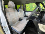 運転席シート廻りは使用感も少なく、良好な状態となっています。丁寧に使われていたことがよくわかりますね。