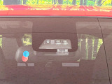 【トヨタセーフティセンス】走行中に前方の車両等を認識し、衝突しそうな時は警報とブレーキで衝突回避と被害軽減をアシスト。より安全にドライブをお楽しみいただけます。