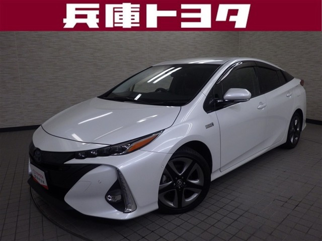 トヨタ プリウスPHV 