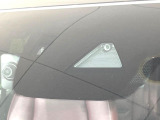 【スマートシティブレーキサポート】低速走行中に前方の車両等を認識し、衝突しそうな時は警報とブレーキで衝突回避と被害軽減をアシスト。より安全にドライブをお楽しみいただけます。
